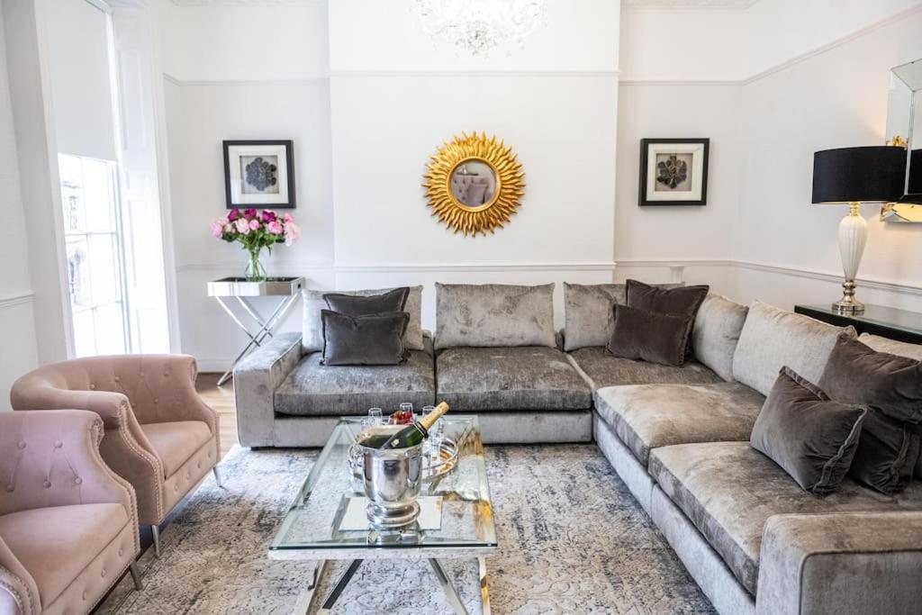 Georgian Quarter Townhouse Rodney St Holiday home