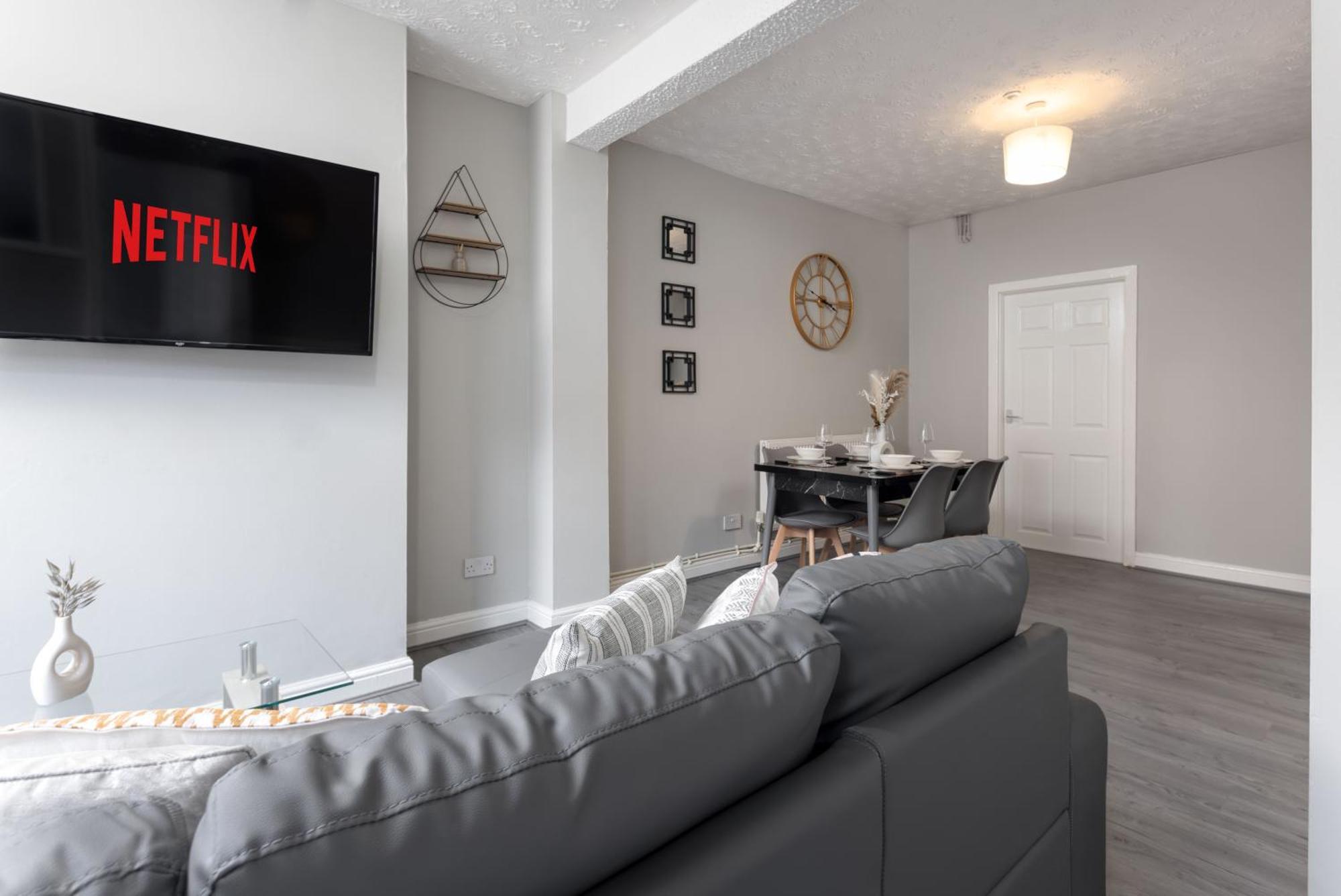 Holiday home Index House - Air Host & - Free Parking *