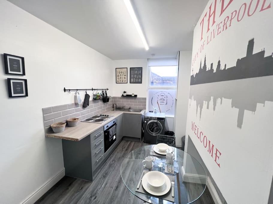 Cosy Flat By Anfield: 5 Minutes From The Stadium! * Liverpool