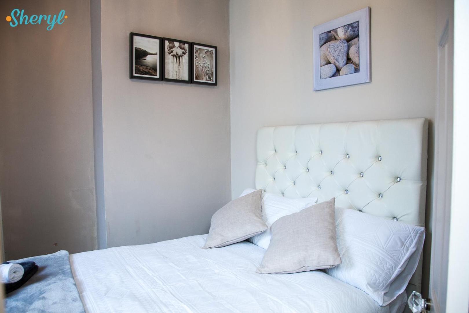 Grandeur By Sheryl - Close To Center, Anfield Stadium And Airport With Free Business Super Fast Fibre Broadband * Liverpool
