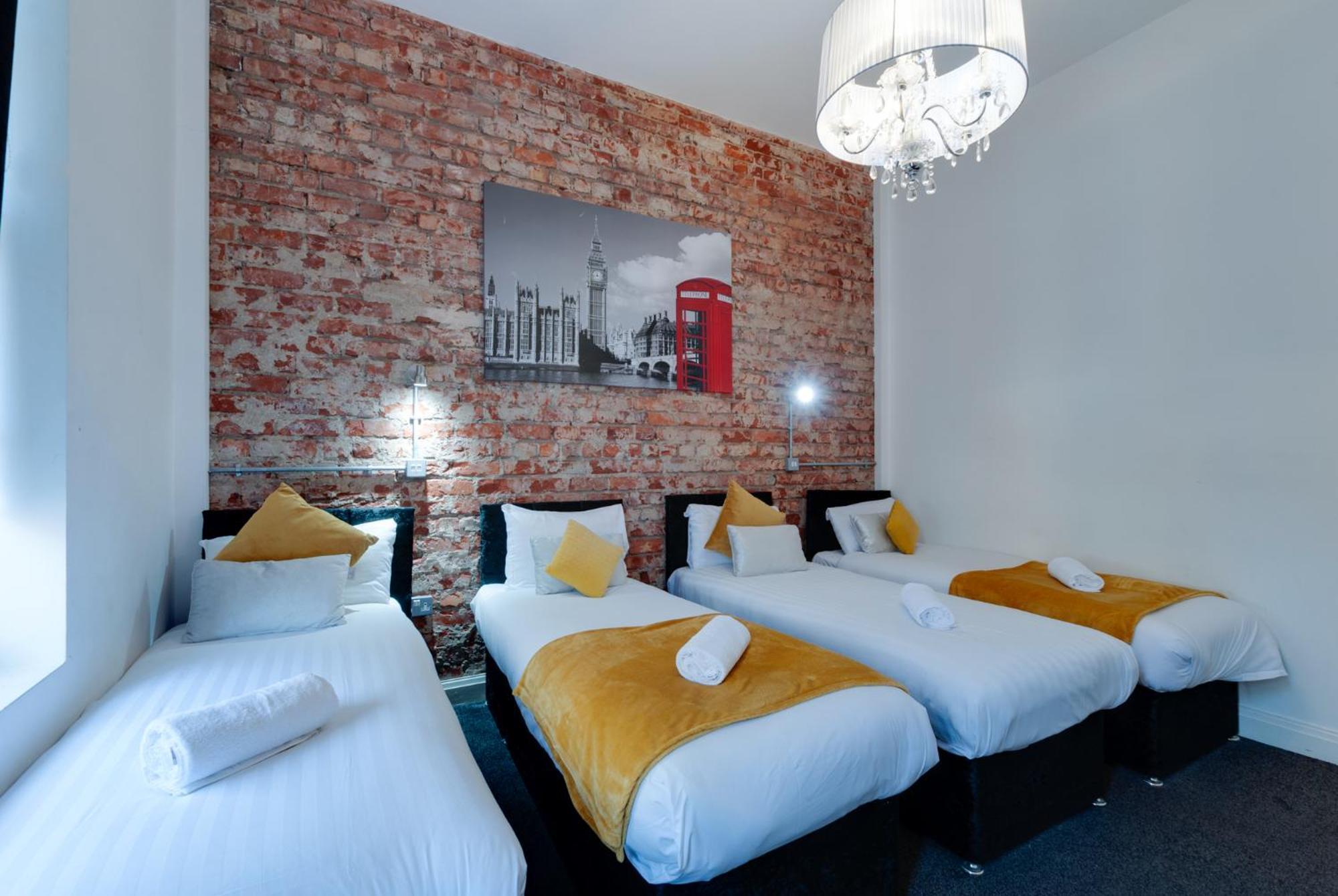 Duke Street Centre Hotel *