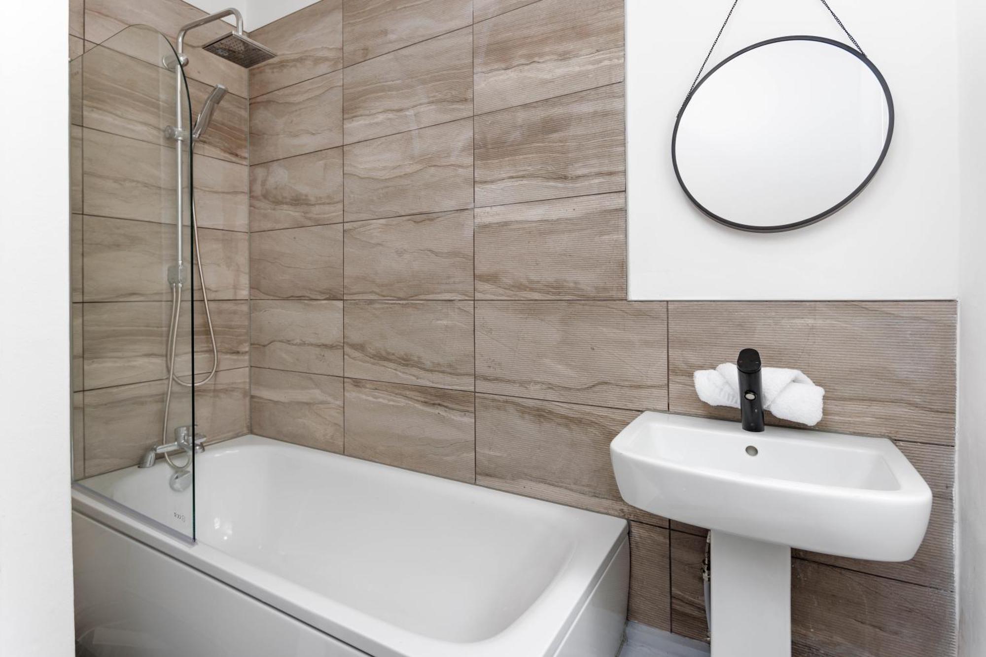 Newly Renovated In - Extended Liverpool