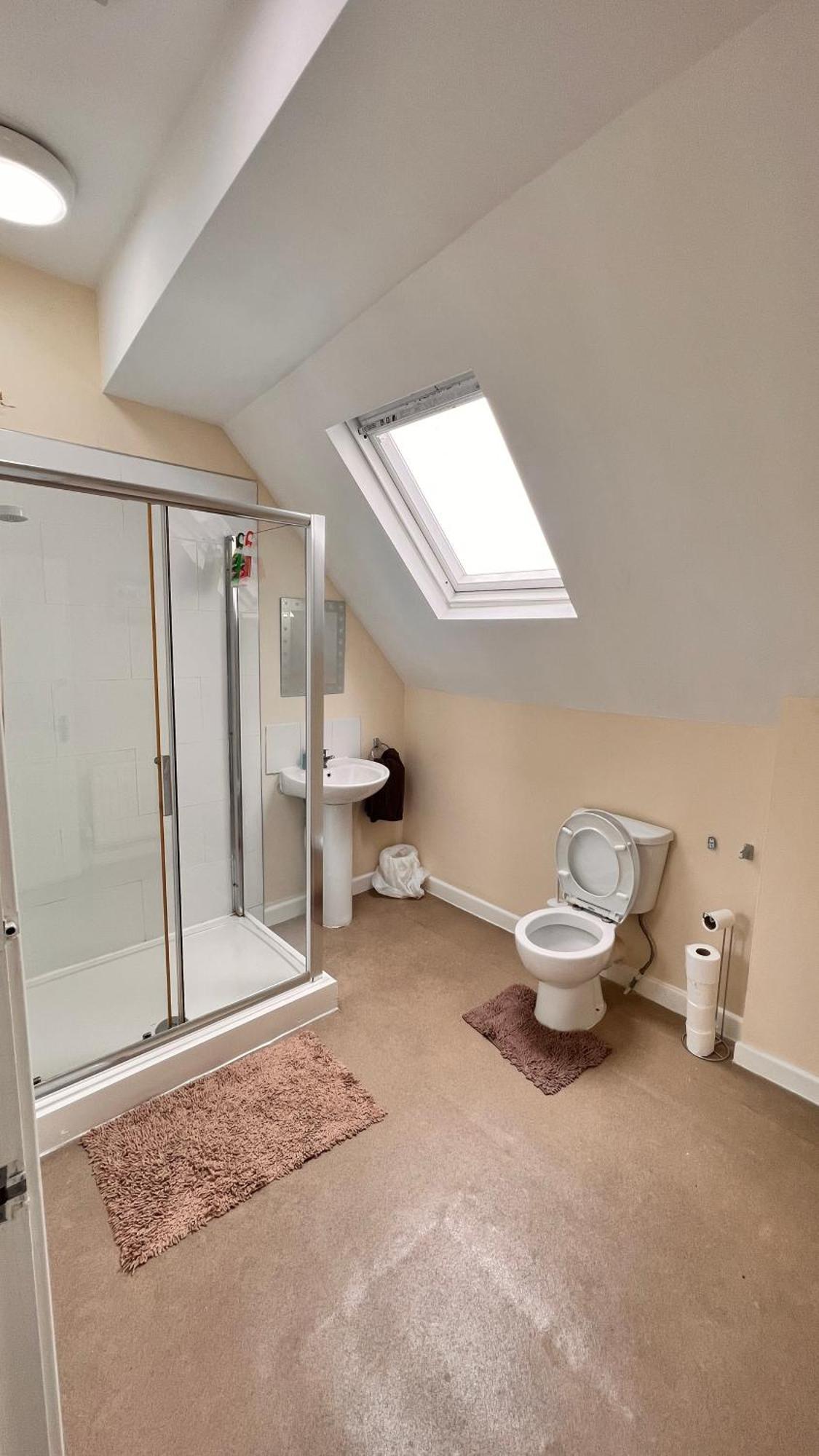 Castle 86-88 Sheil Rd L6 3af Guest house Liverpool