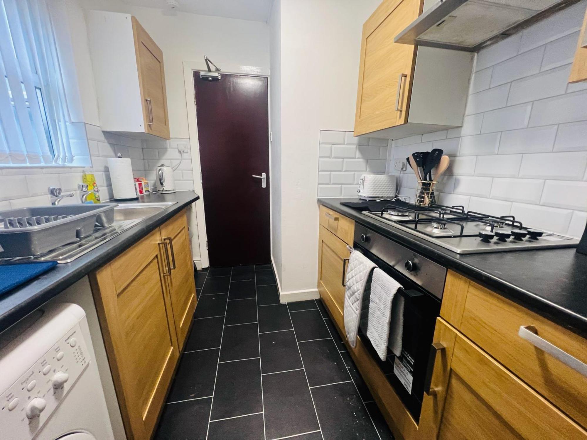 Apartment Benedict Place, With Free Parking Liverpool