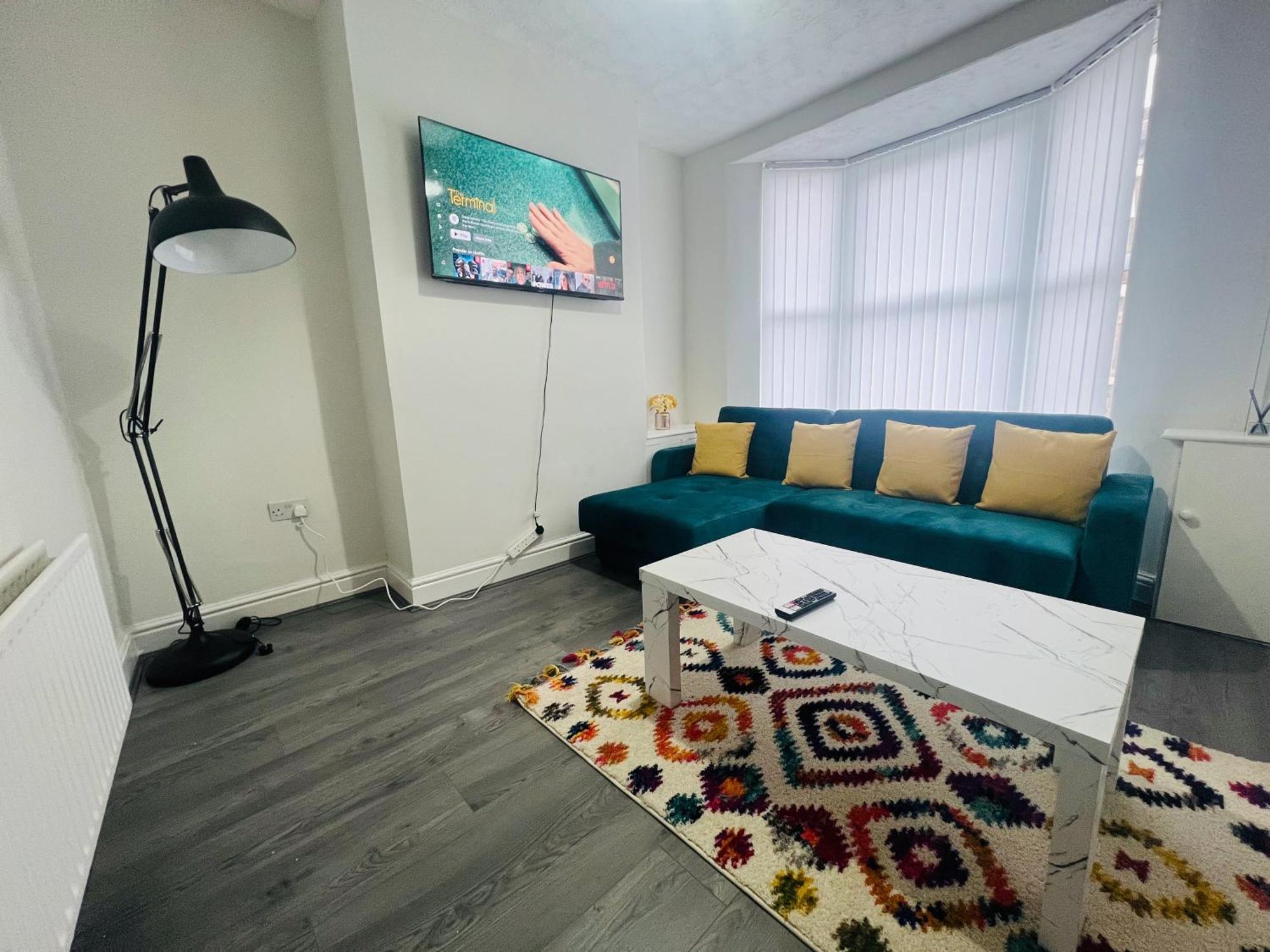 Apartment Benedict Place, With Free Parking *