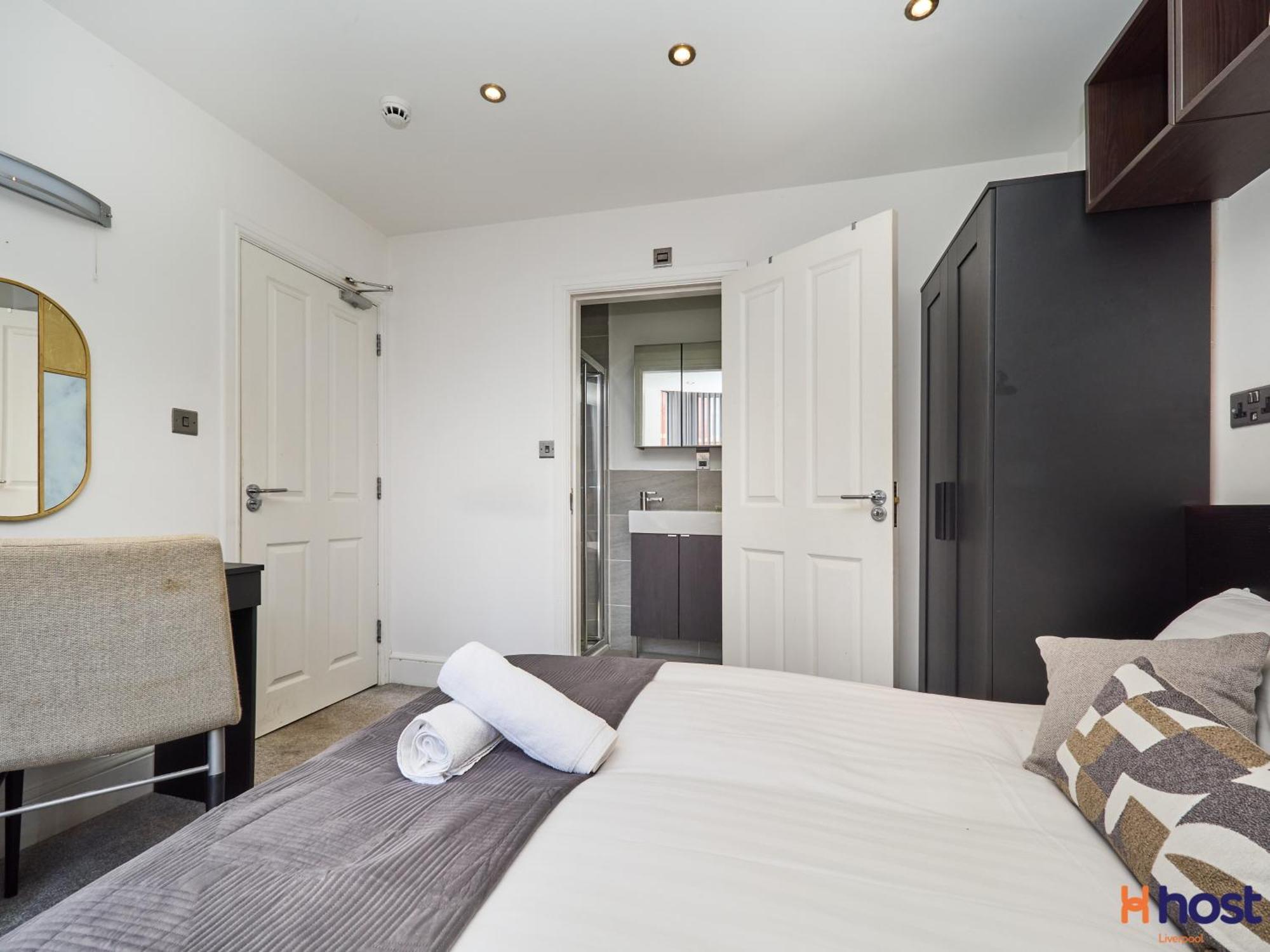 Host - Cozy Coliving, Connect & Enjoy Liverpool