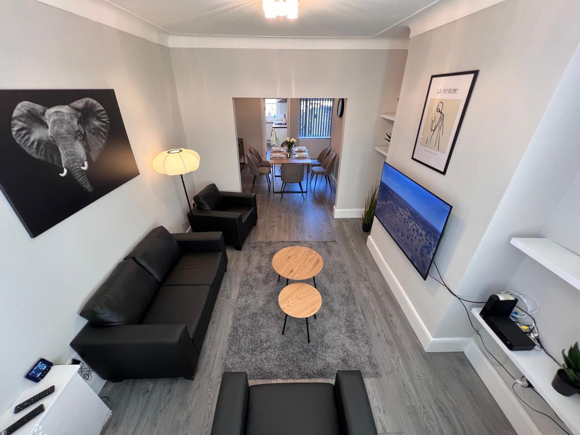 The Stunning House Welcomes You Apartment