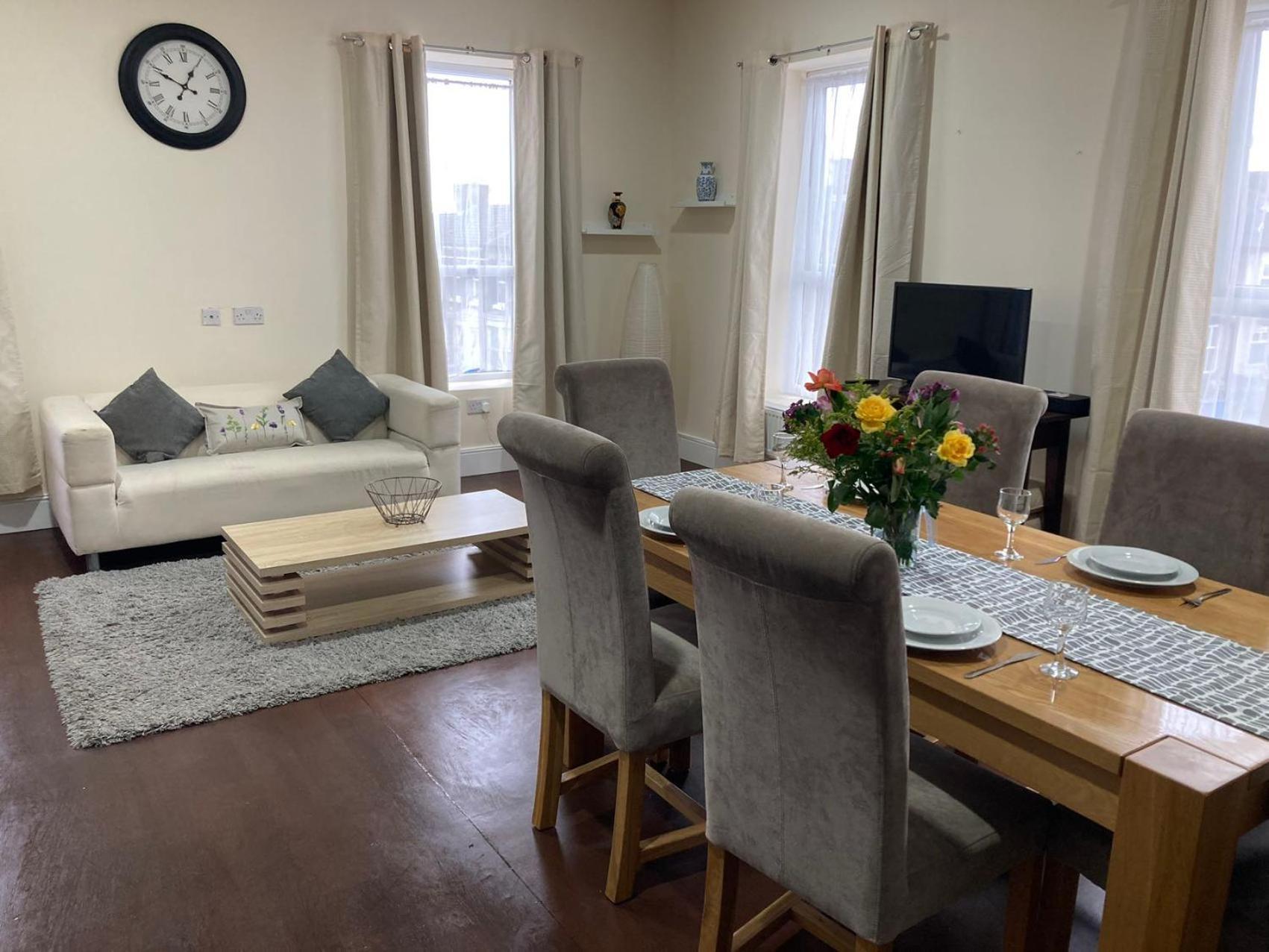 Selwyn Guest house *