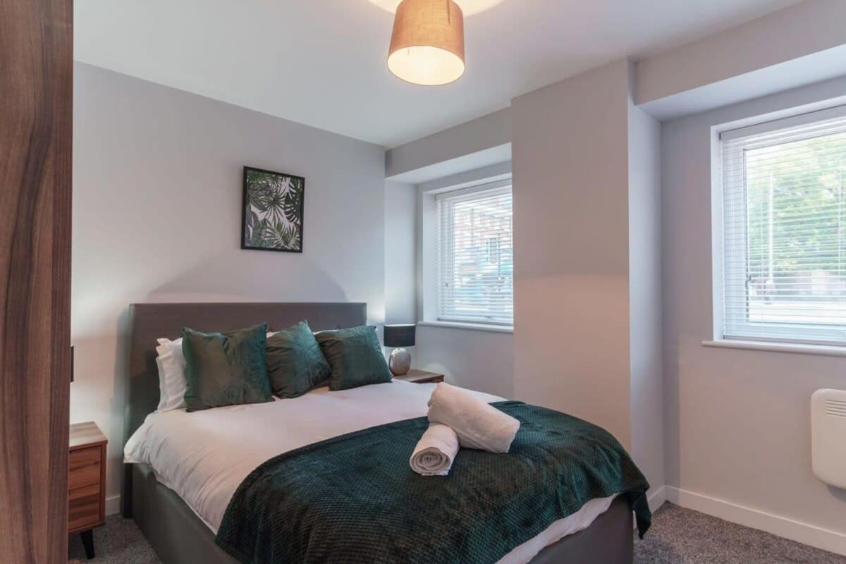 Contemporary 1 Bedroom In