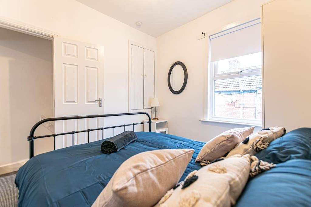 Centre House, Free Parking *