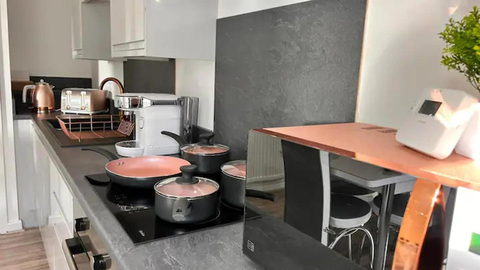 Immaculate 2-bed In Liverpool