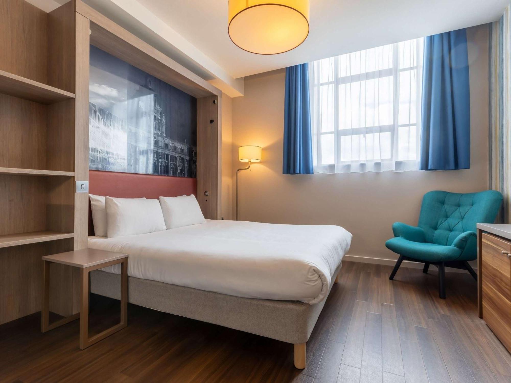 Adagio Centre Aparthotel 4*