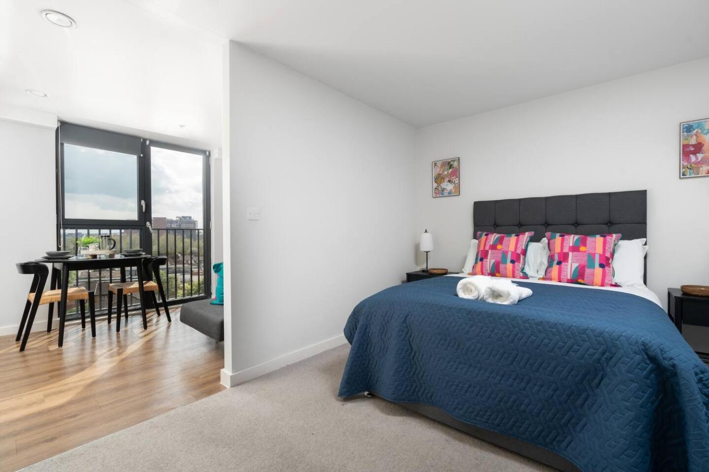 Apartment Pass The Keys 38 Lydia - Chavasse 1 Bed Julliet Balcony *
