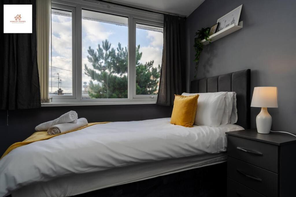 Cosy House - Free Parking - Centre Apartment *