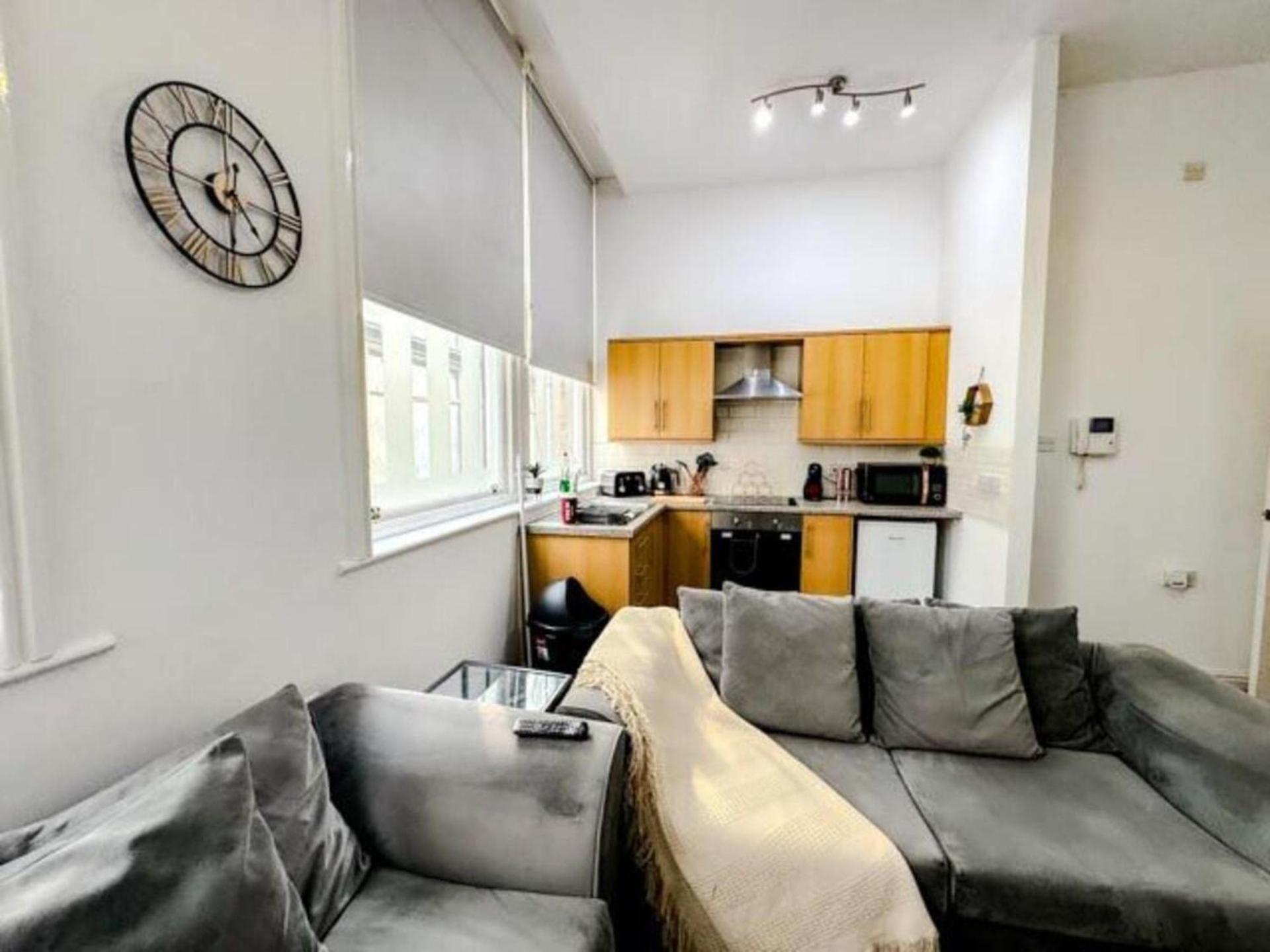 Apartment Captivating 2-bed In