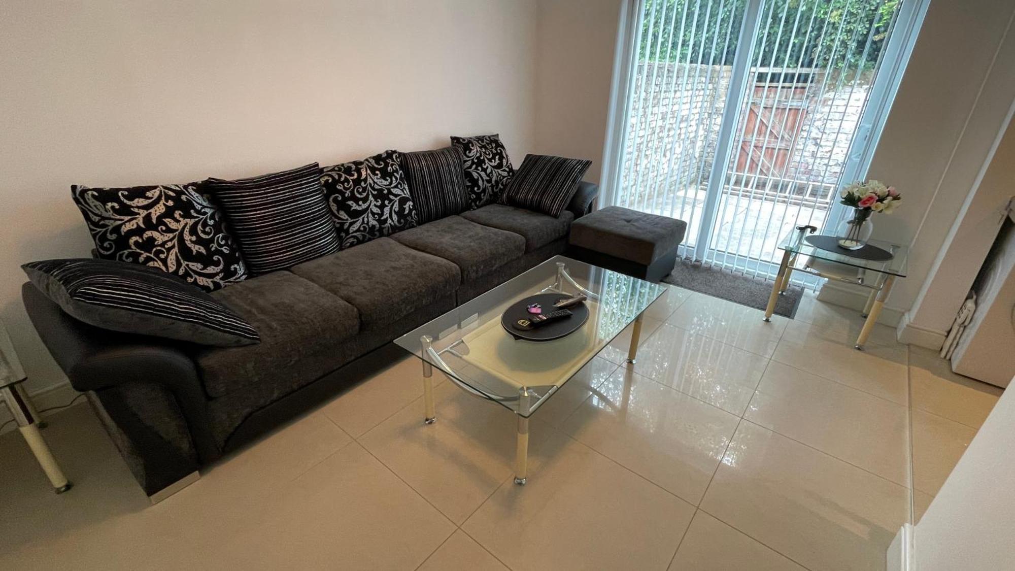Anfield Place To Bed & Breakfast