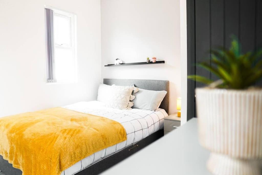 Fully Equipped Modern Perfect For Contractors, Relocators