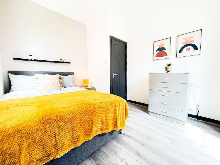 Holiday home Fully Equipped Modern Perfect For Contractors, Relocators