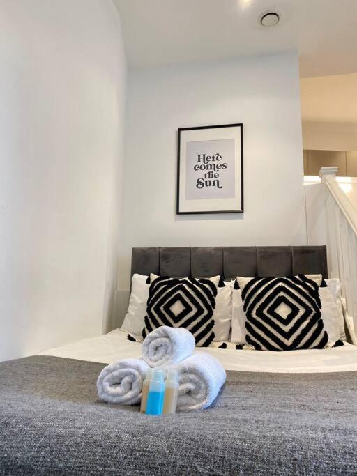 Apartment Victoria Street Sleeps 2 *