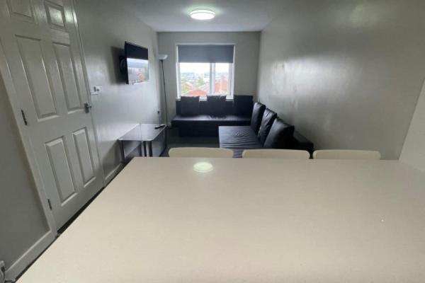 Aparthotel Ryan I Air I - 102 Mill Street - Free Parking *