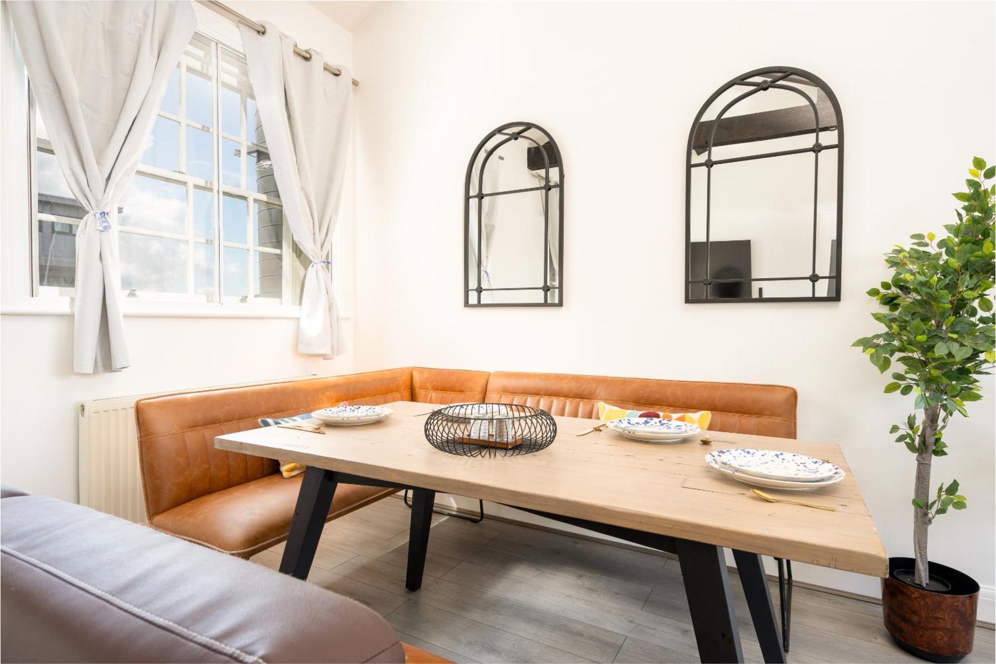 Apartment Wood Street - Stylish Prime Location By Vichy