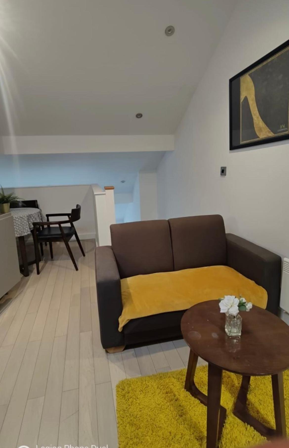 Victoria Street Sleeps 2 Liverpool