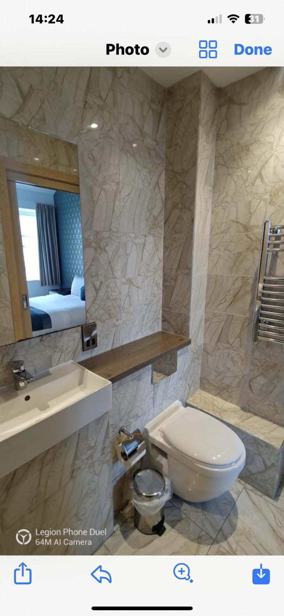 Apartment Victoria Street Sleeps 2 *