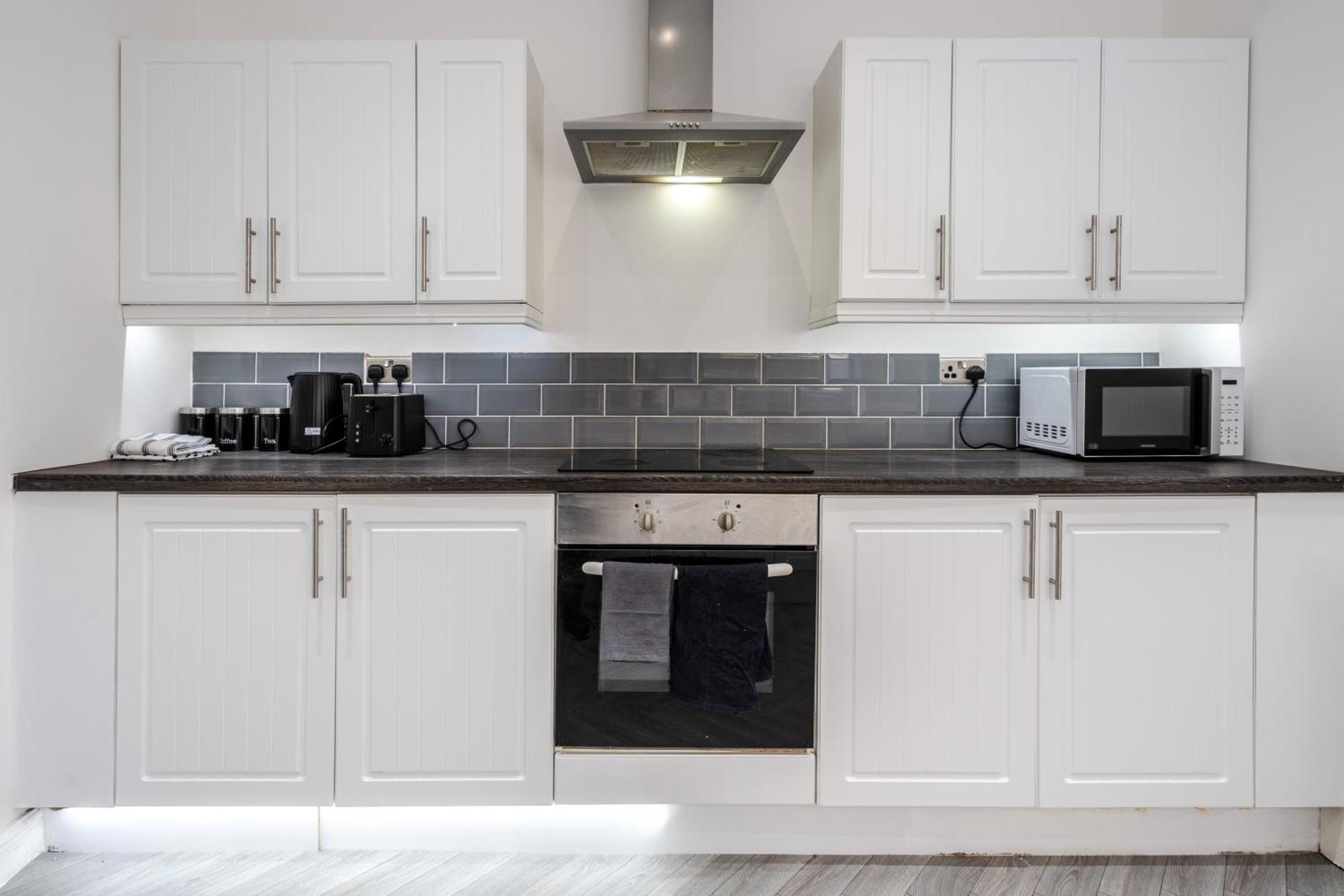 Charming & Trendy 4 Bedroom Luxury In Anfield *