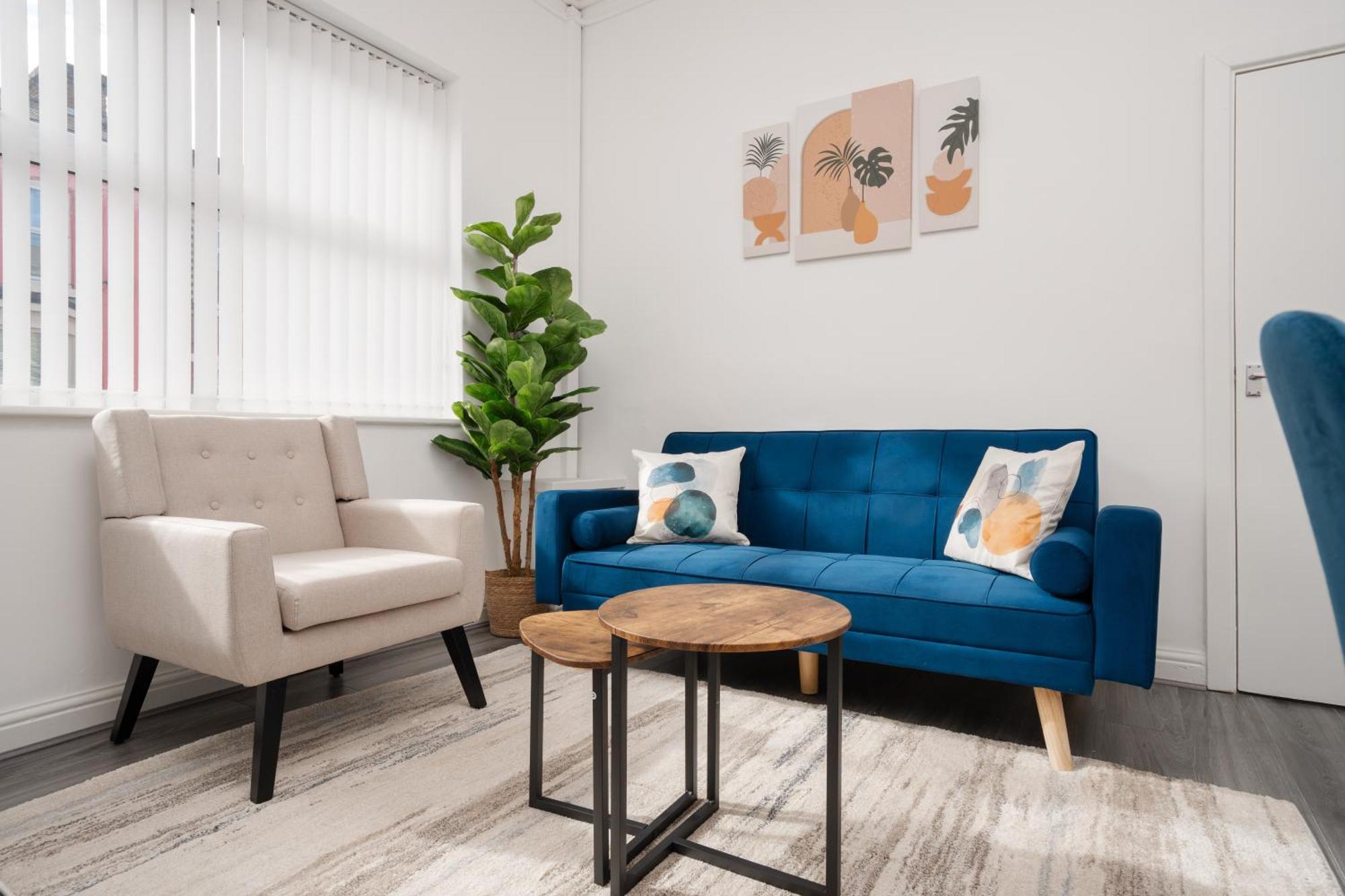 Charming & Trendy 4 Bedroom Luxury In Anfield Apartment Liverpool