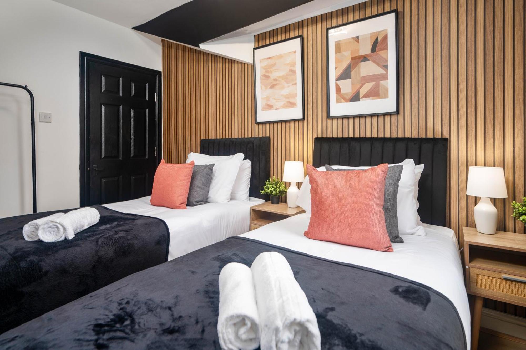 Lombana 5 - Centre - Parking - Contract - Wifi Apartment Liverpool