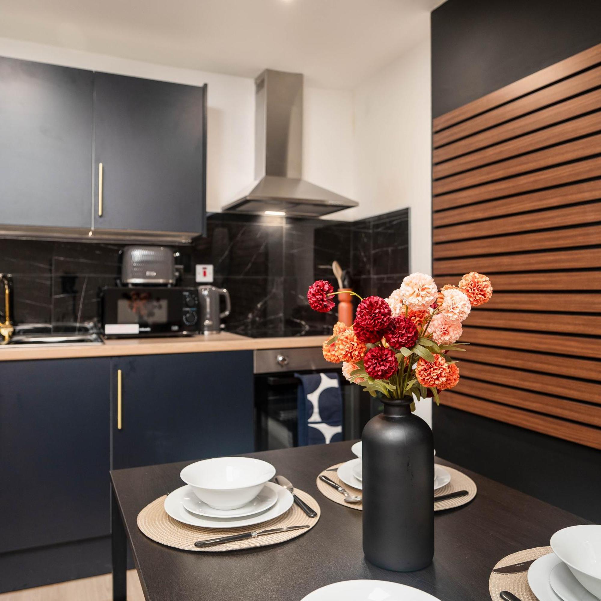 Apartment Lombana 5 - Centre - Parking - Contract - Wifi Liverpool
