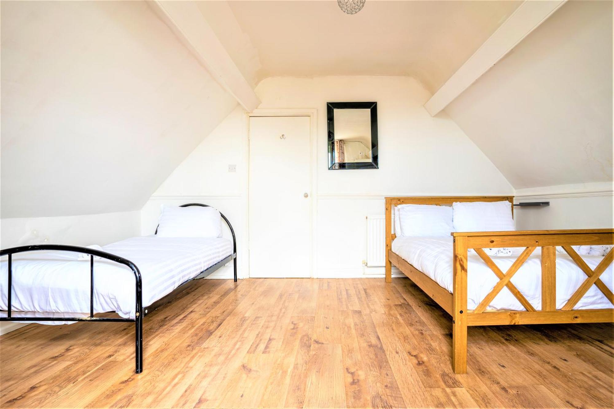 Apartment Travellers In The Heart Of Orrell Park *