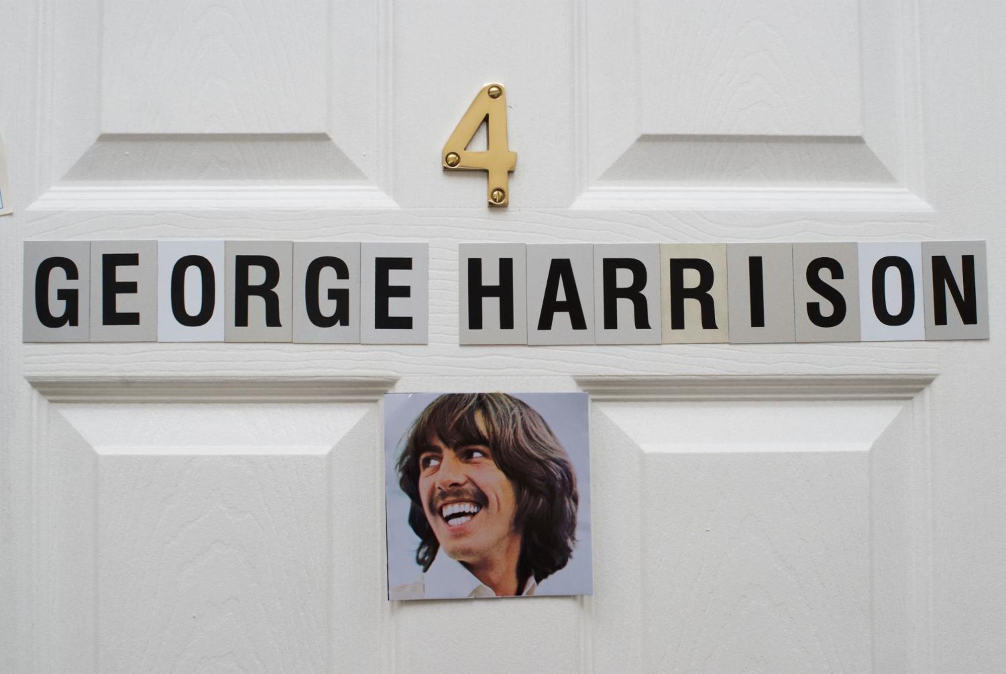 Holiday home Beatles Themed Spacious 5 Bedrooms Terraced House Liverpool
