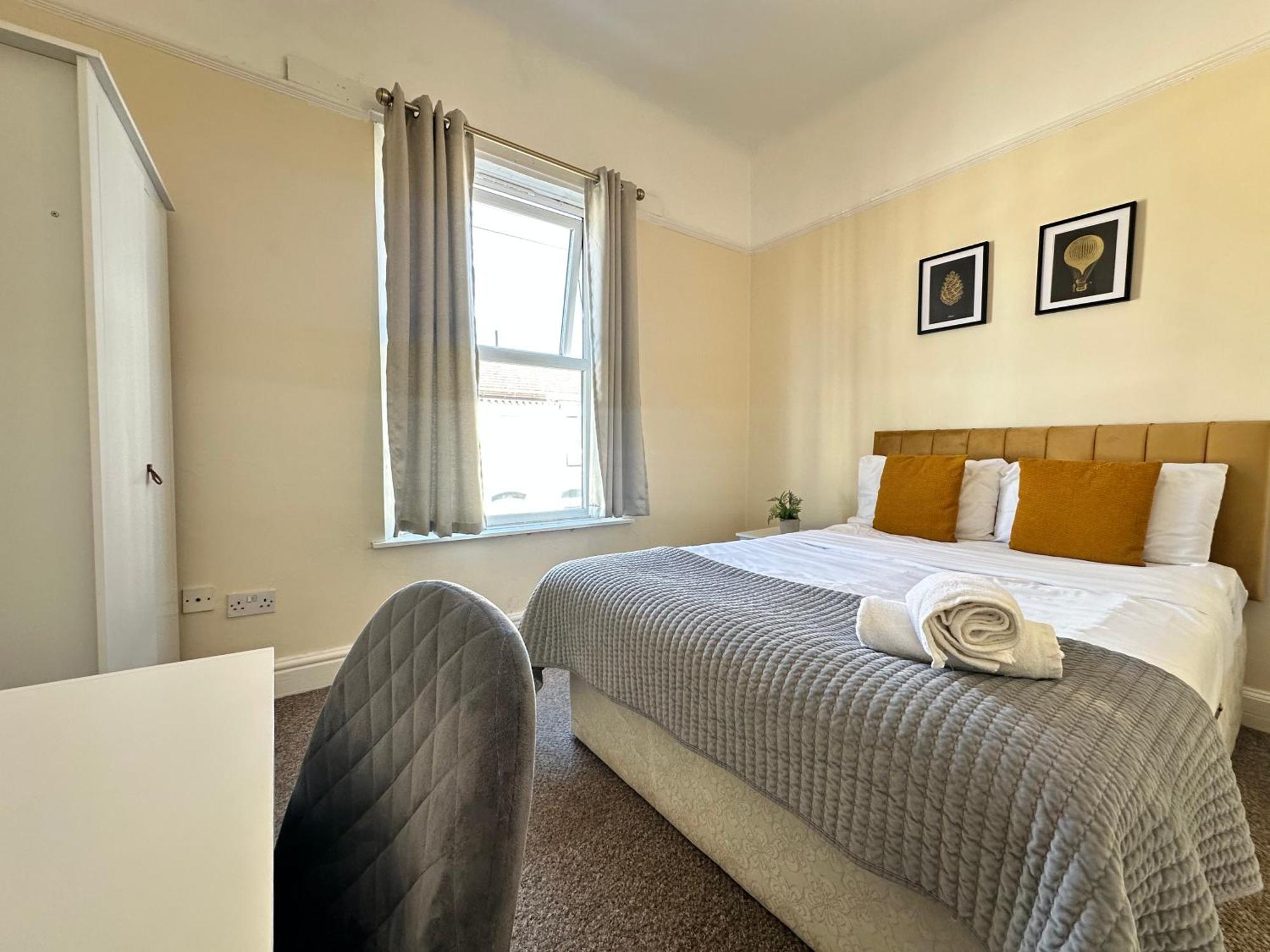 Apartment Modern 5 Bedroom House Near Lark Lane Liverpool