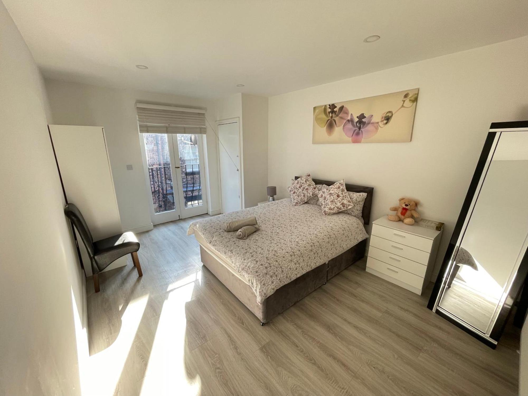 Bold St Two Bedrooms Centre