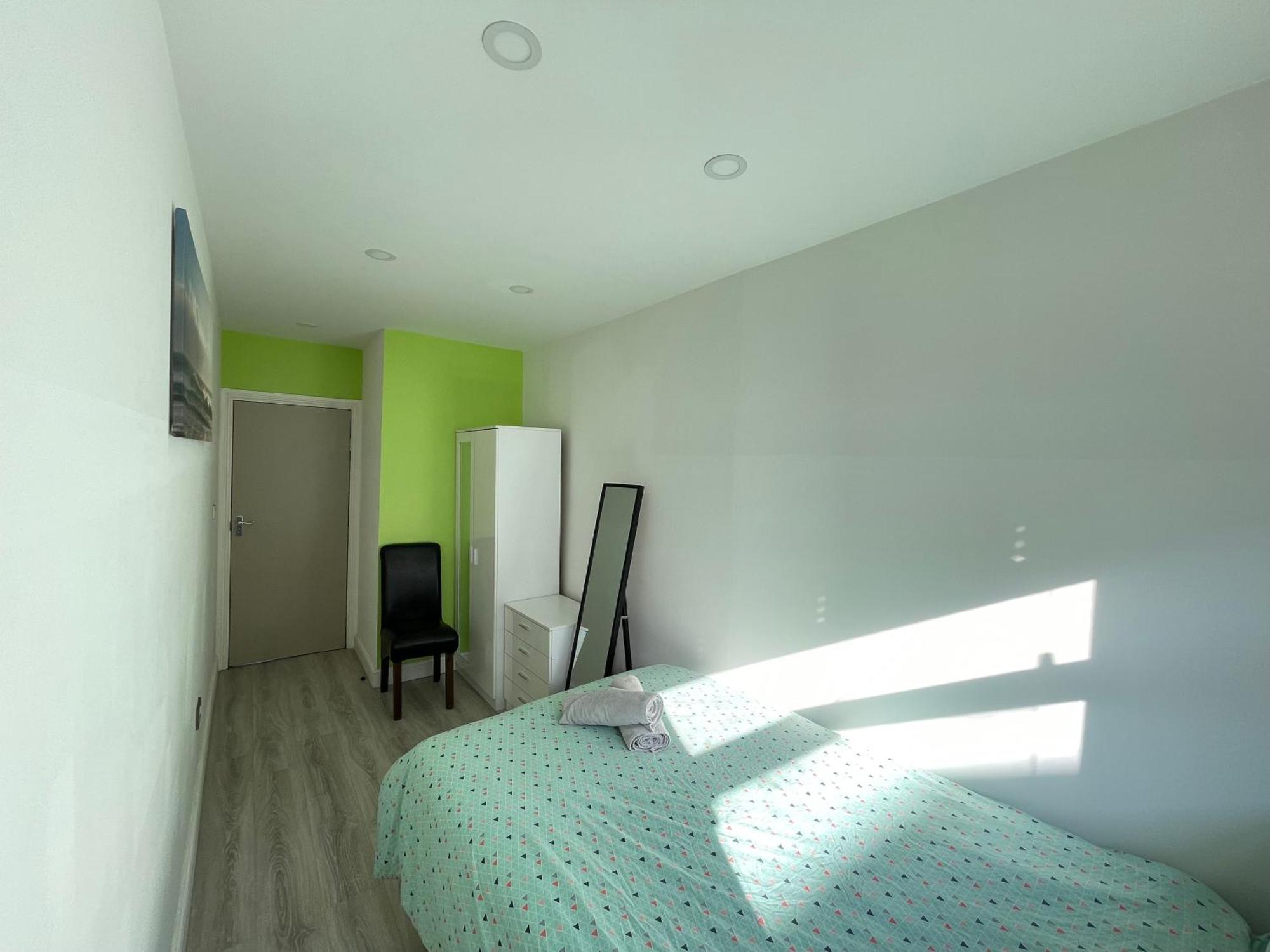 Apartment Bold St Two Bedrooms Centre *