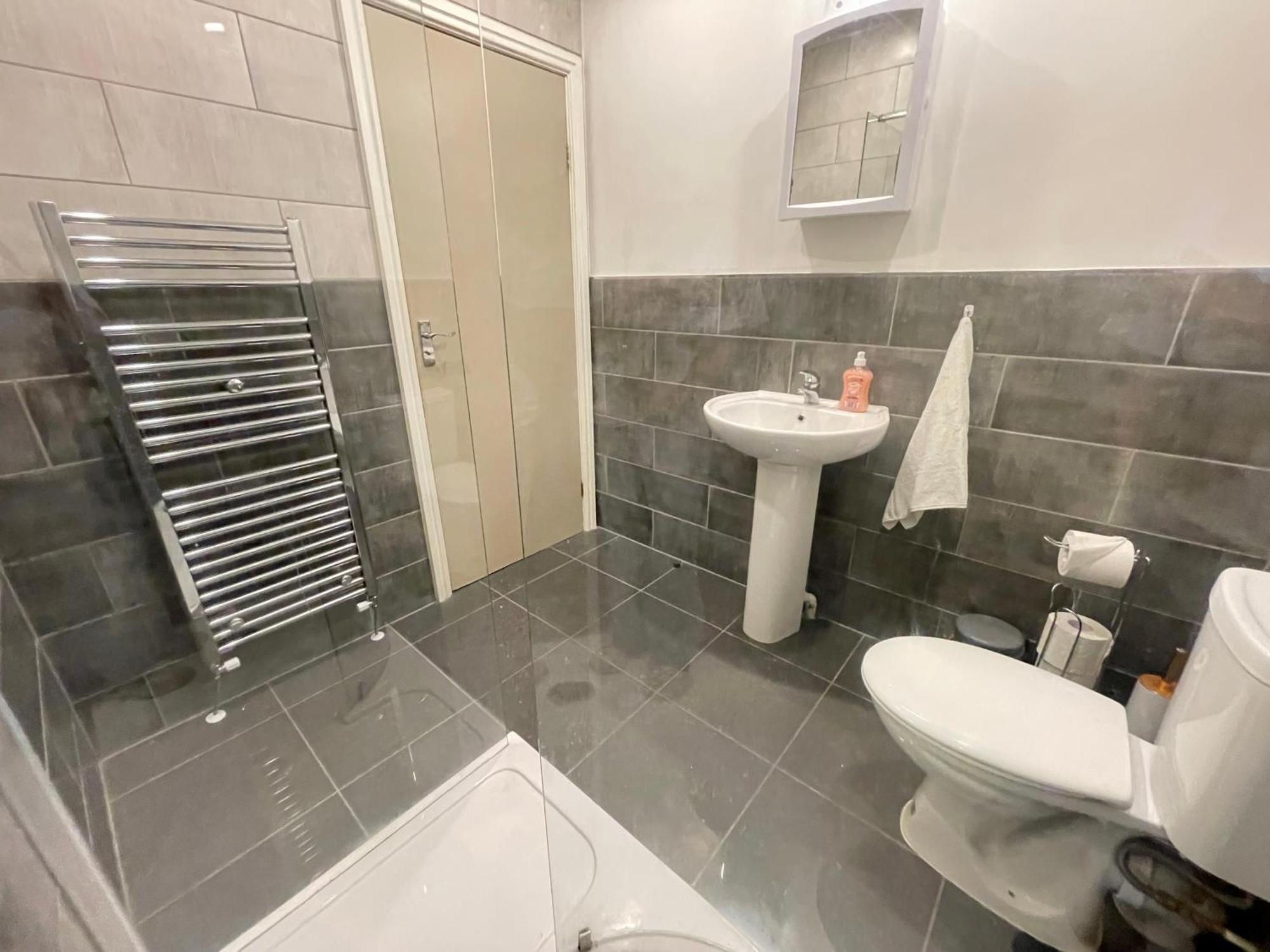 Apartment Bold St Two Bedrooms Centre *
