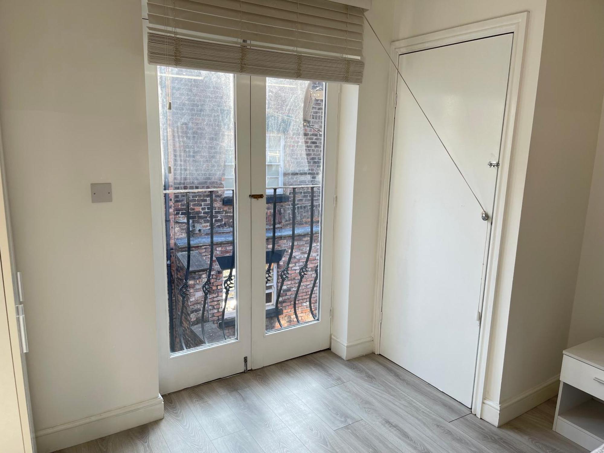 Apartment Bold St Two Bedrooms Centre *