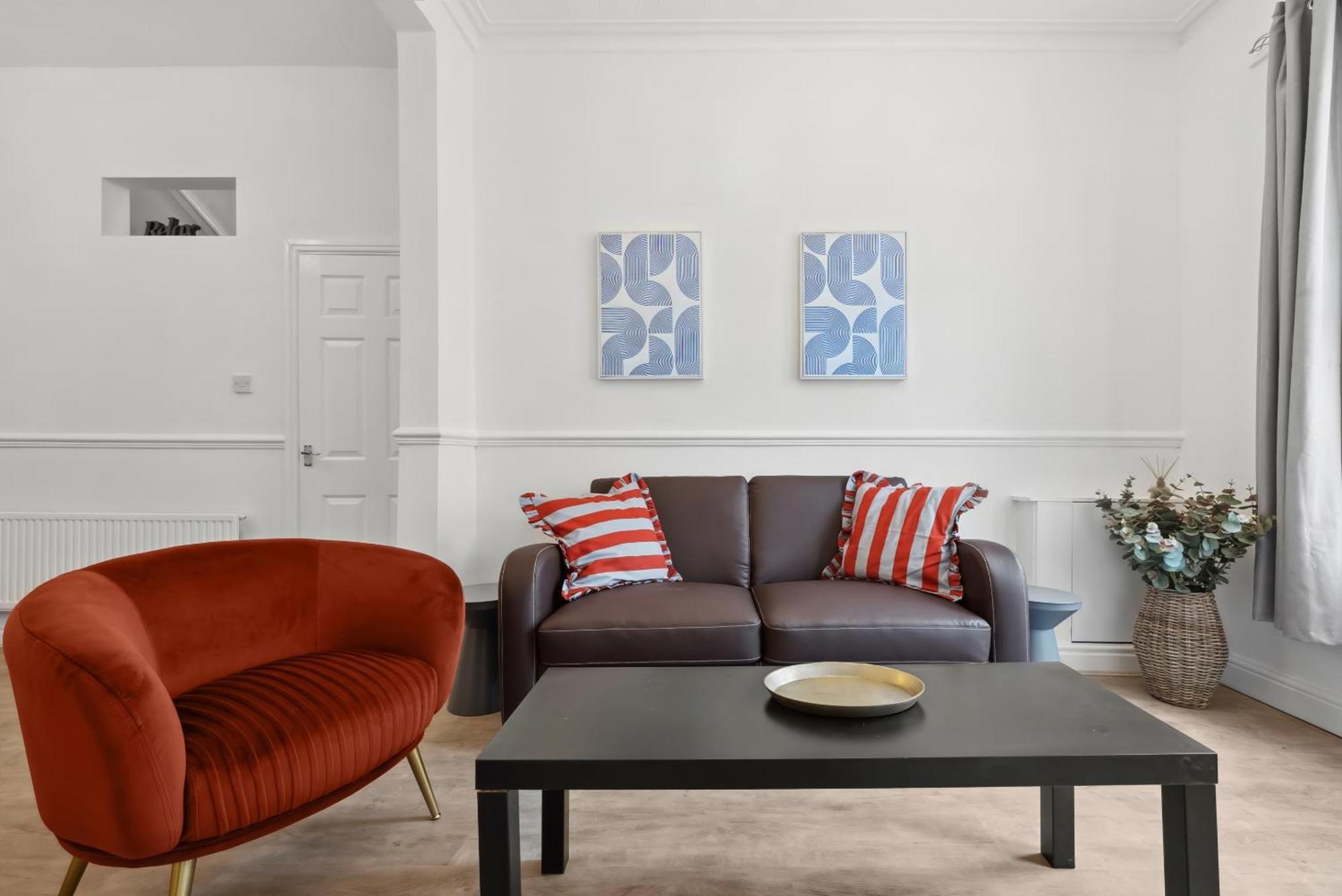 Lillian Rd | Anfield Cozy House - By Vichy Holiday home Liverpool