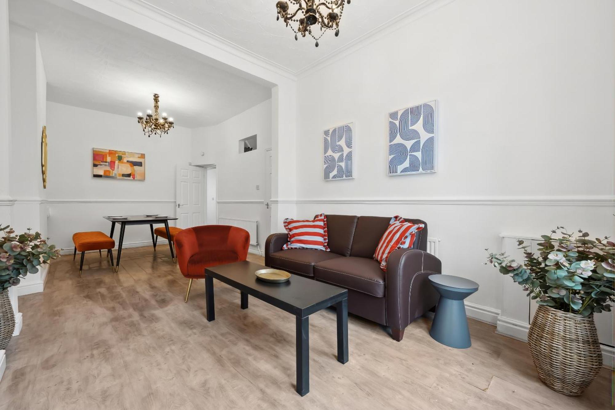 Lillian Rd | Anfield Cozy House - By Vichy Holiday home Liverpool