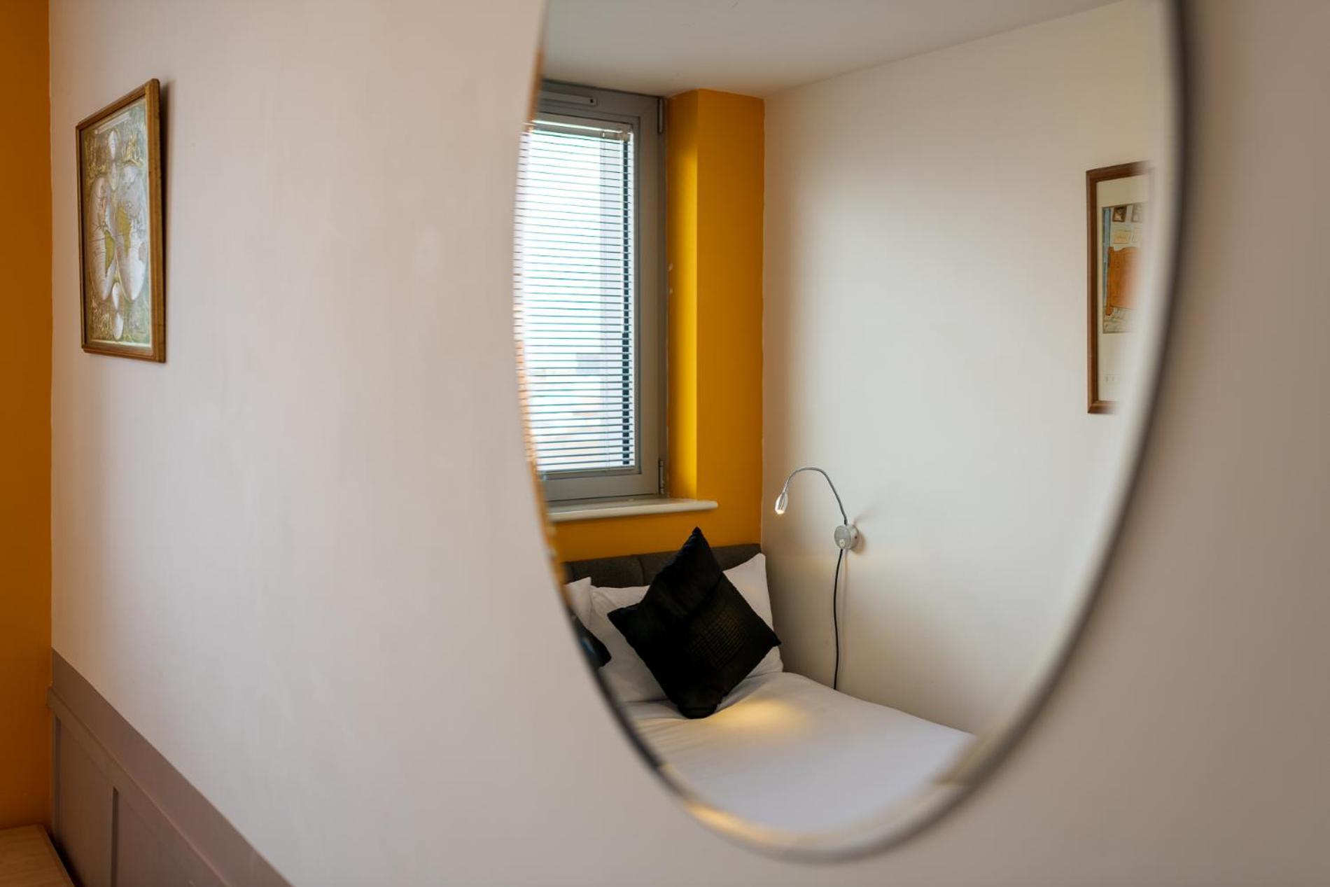 Apartment Sidemersey Livings - And Quiet 2-bedroom
