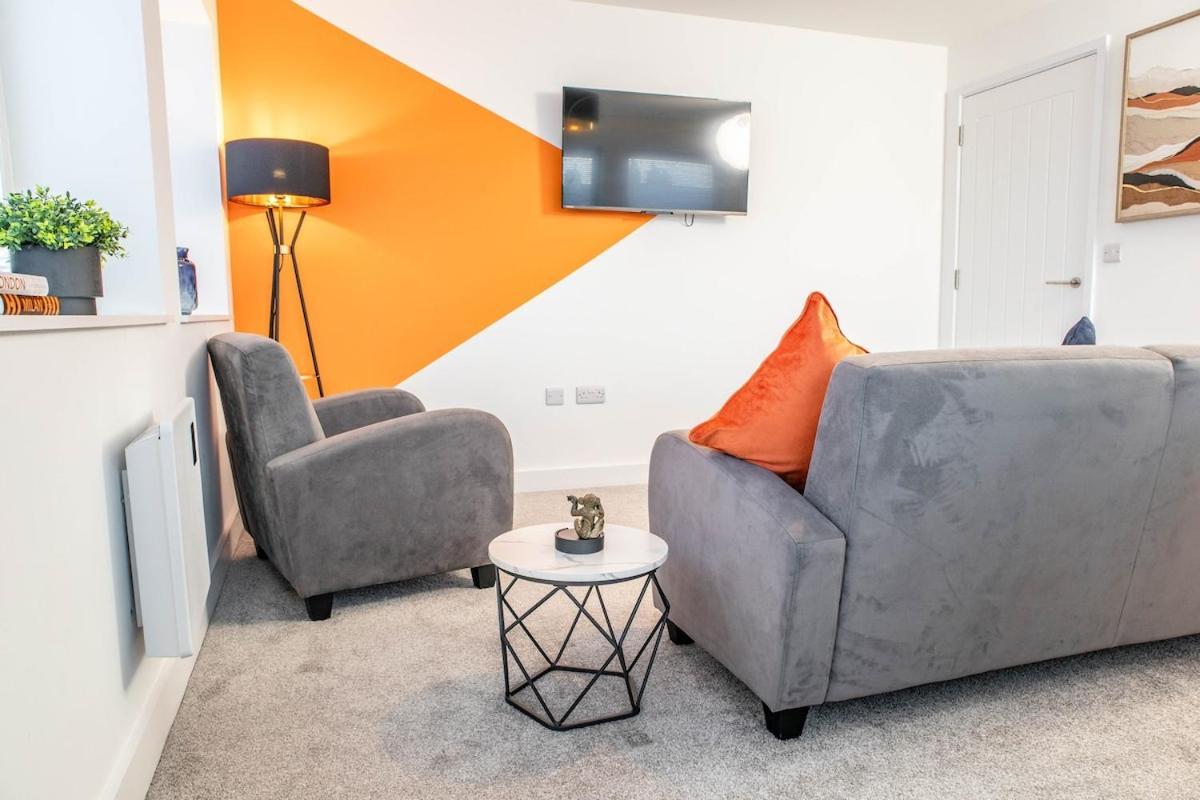 Luxury - Sleeps 5 - Rose Platinum Apartment