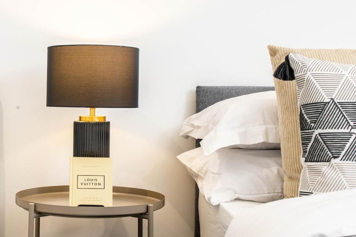 Luxury - Sleeps 5 - Rose Platinum Apartment *