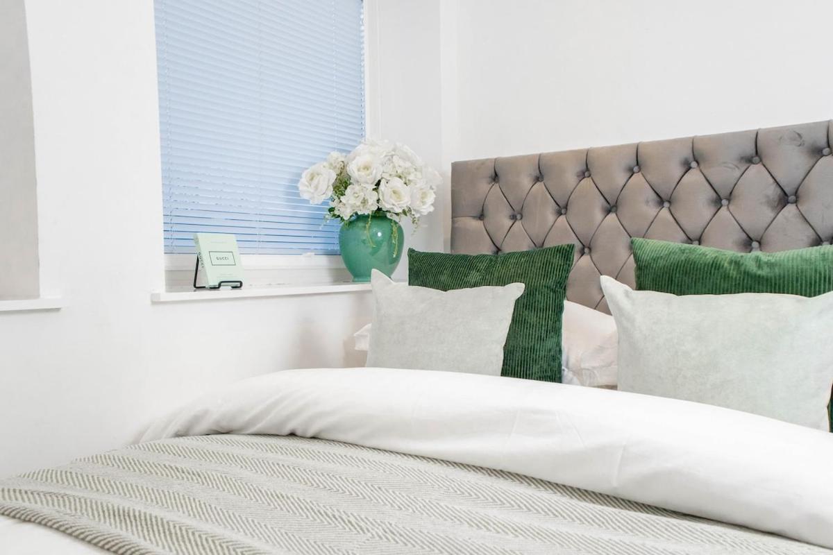 Apartment Luxury - Sleeps 5 - Rose Platinum