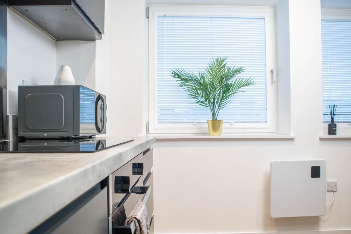 Luxury - Sleeps 5 - Rose Platinum