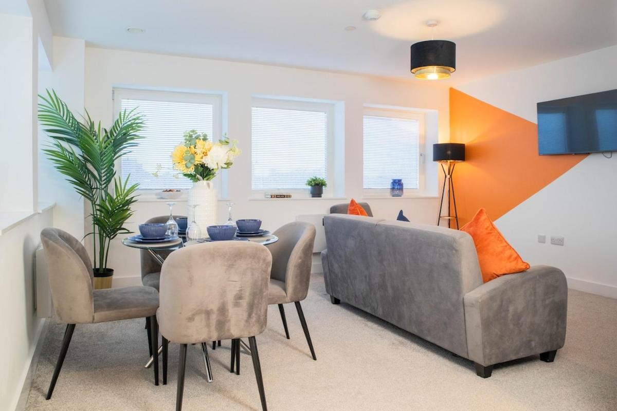 Luxury - Sleeps 5 - Rose Platinum Apartment