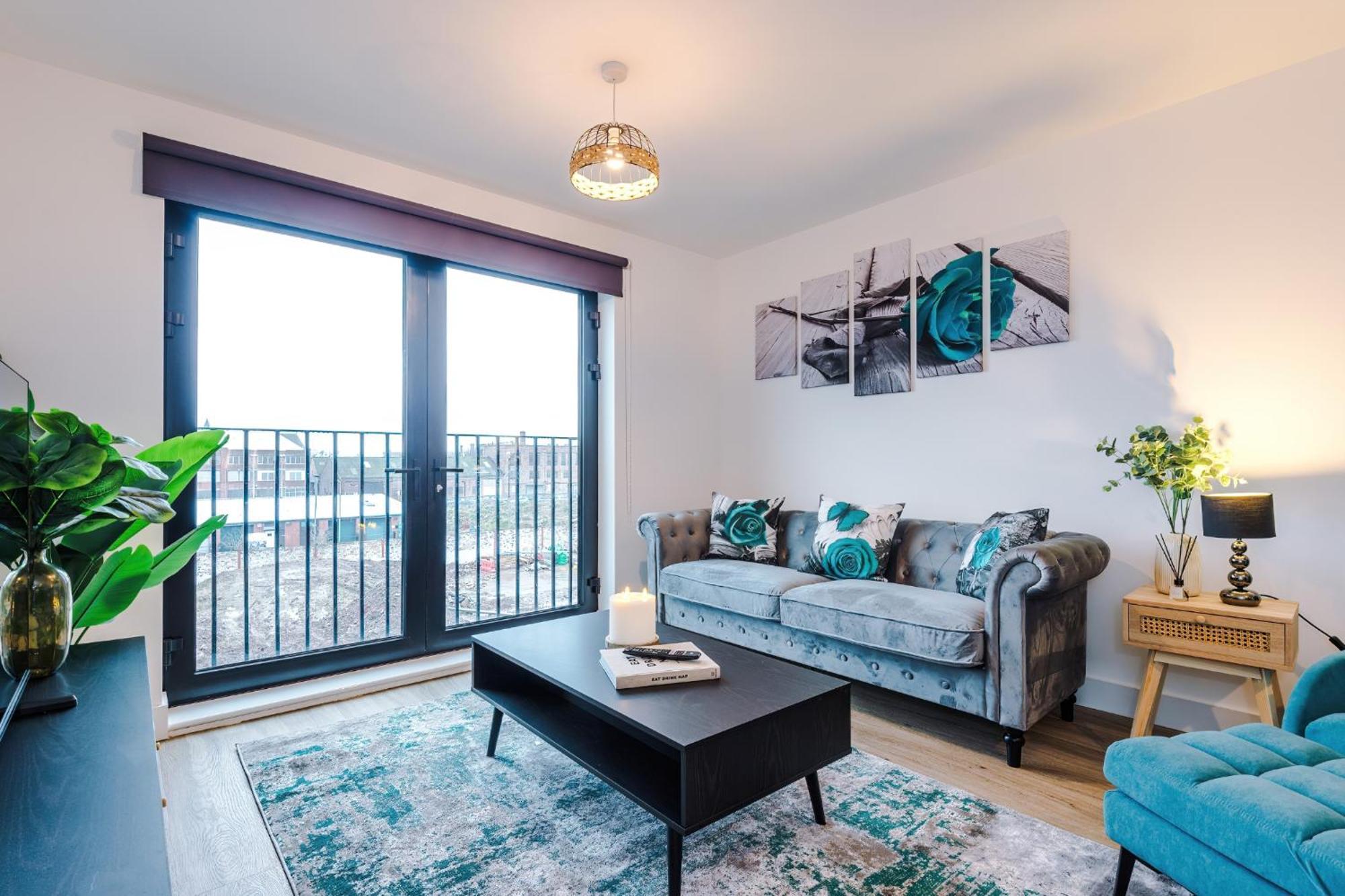 Prestige Point - Flat With Free Parking *