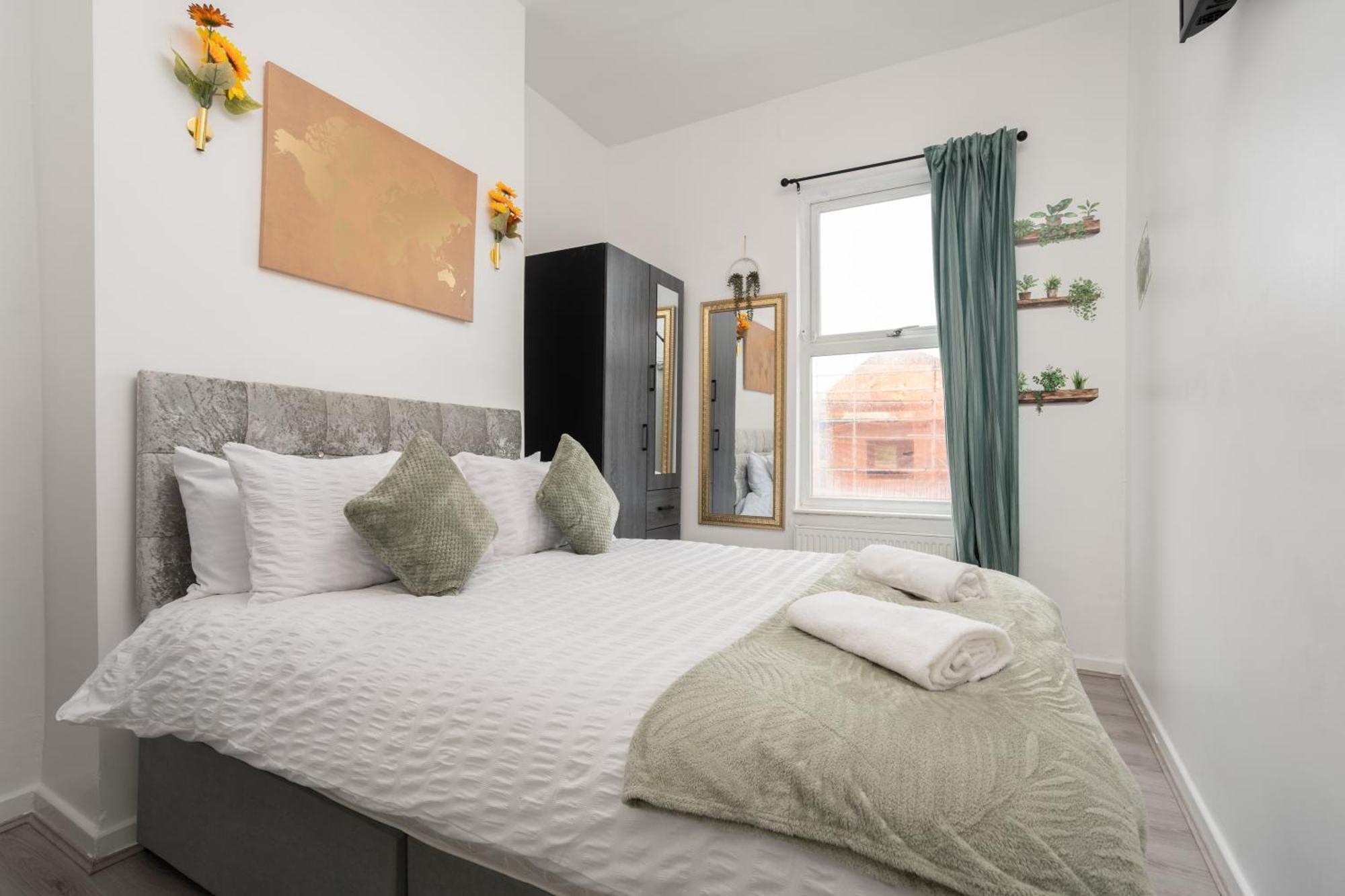 Apartment Huge 6br - Perfect For Long Stays! *