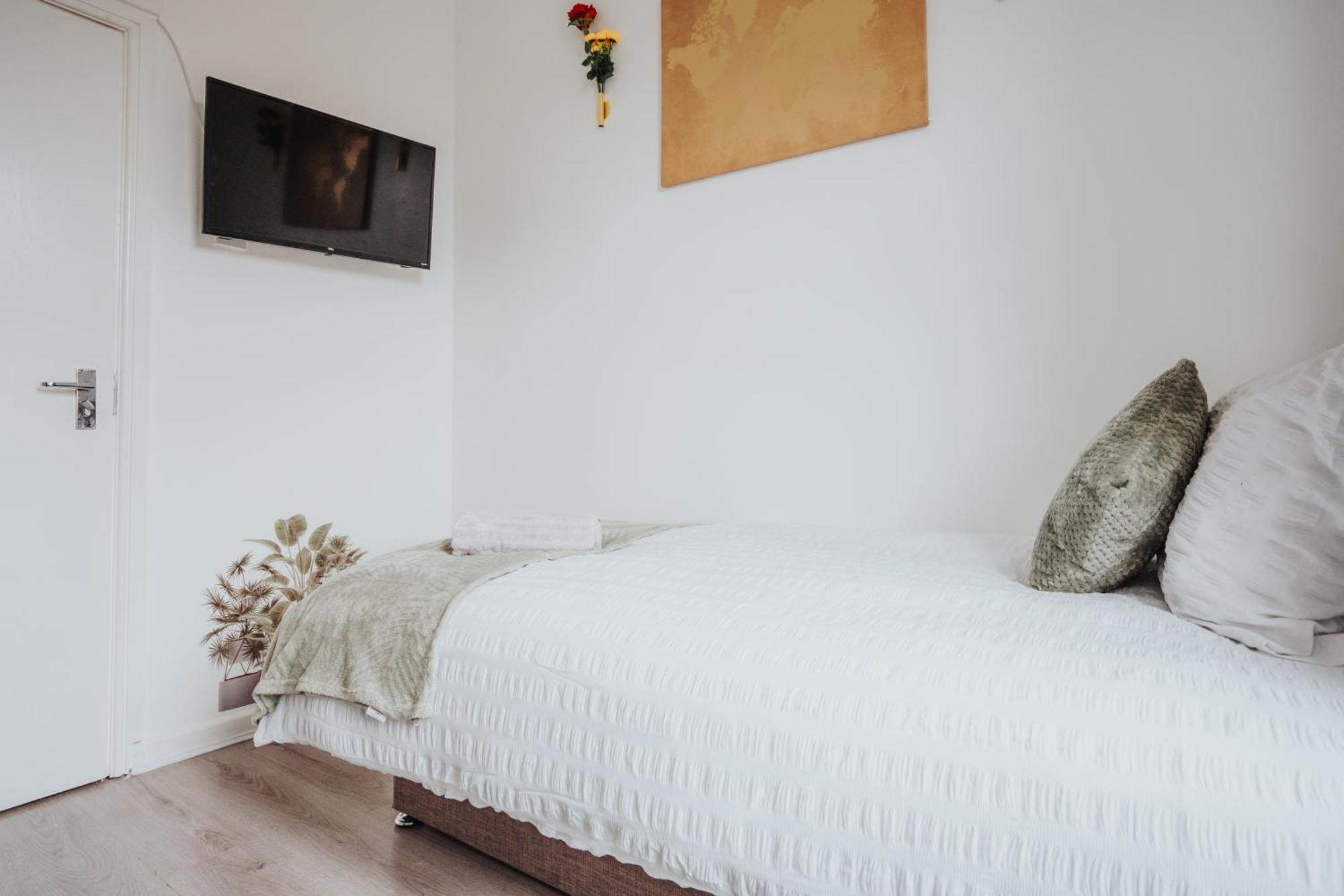Huge 6br - Perfect For Long Stays! Apartment Liverpool