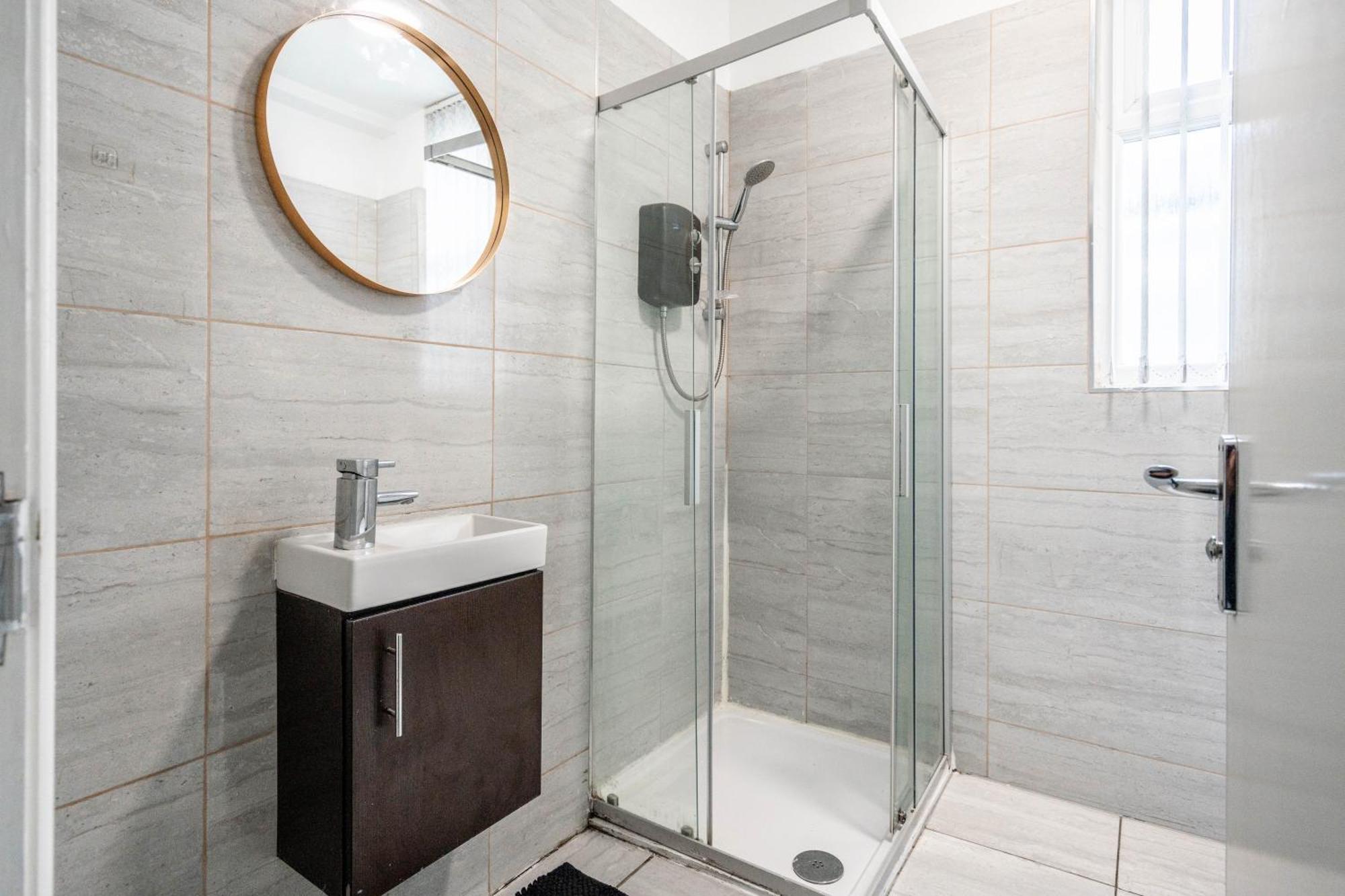 Apartment Huge 6br - Perfect For Long Stays!